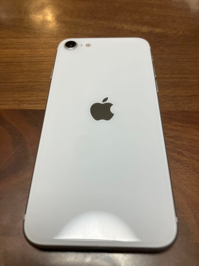 Apple iPhone SE第二世代128GB 本体　ホワイト　White