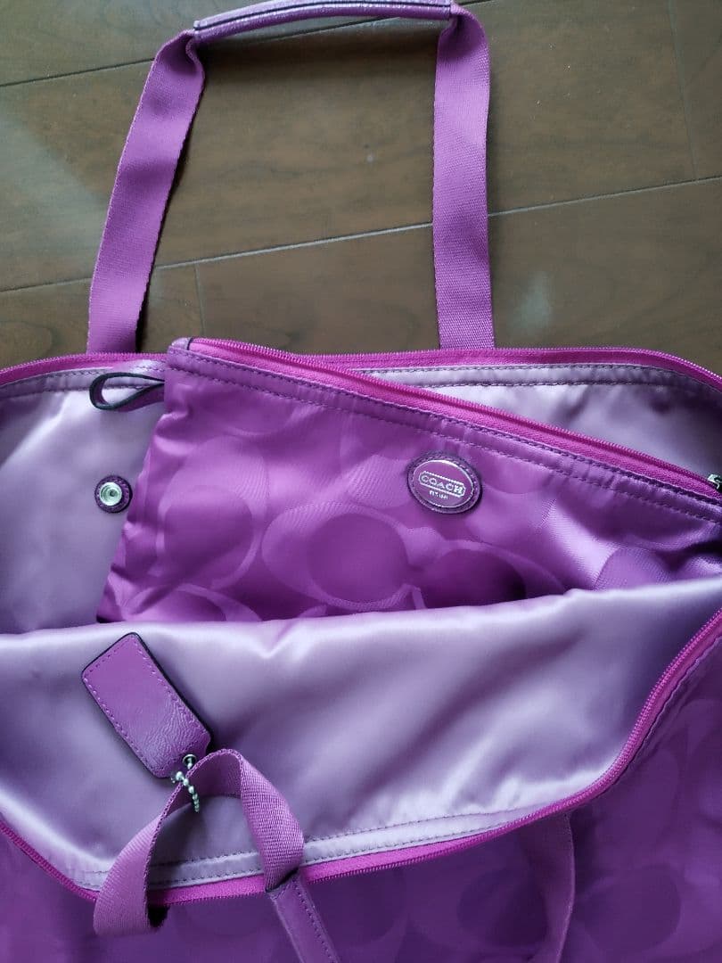 コーチ 新品 トートバッグ ポーチ エコバッグ 折りたたみ シグネチャー