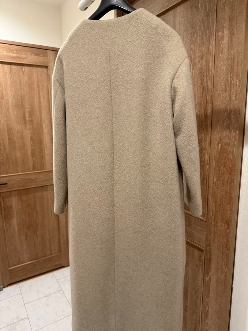 IENA ラムウールノーカラーロングコート