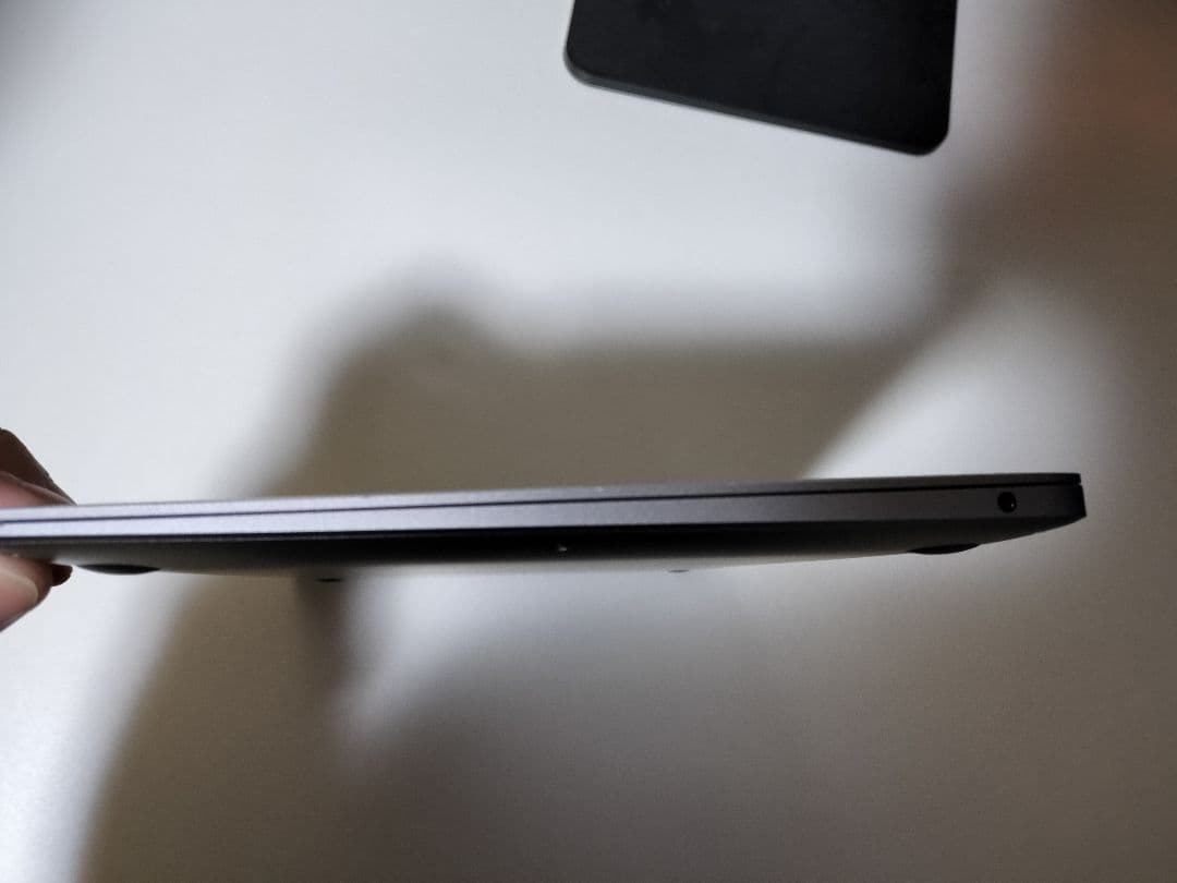 MacBook Air 2020（Apple M1) スペースグレー