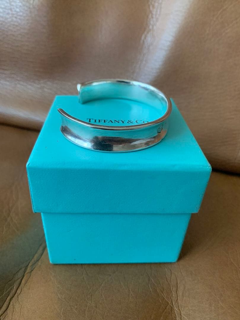 Tiffany & Co. シルバー バングル