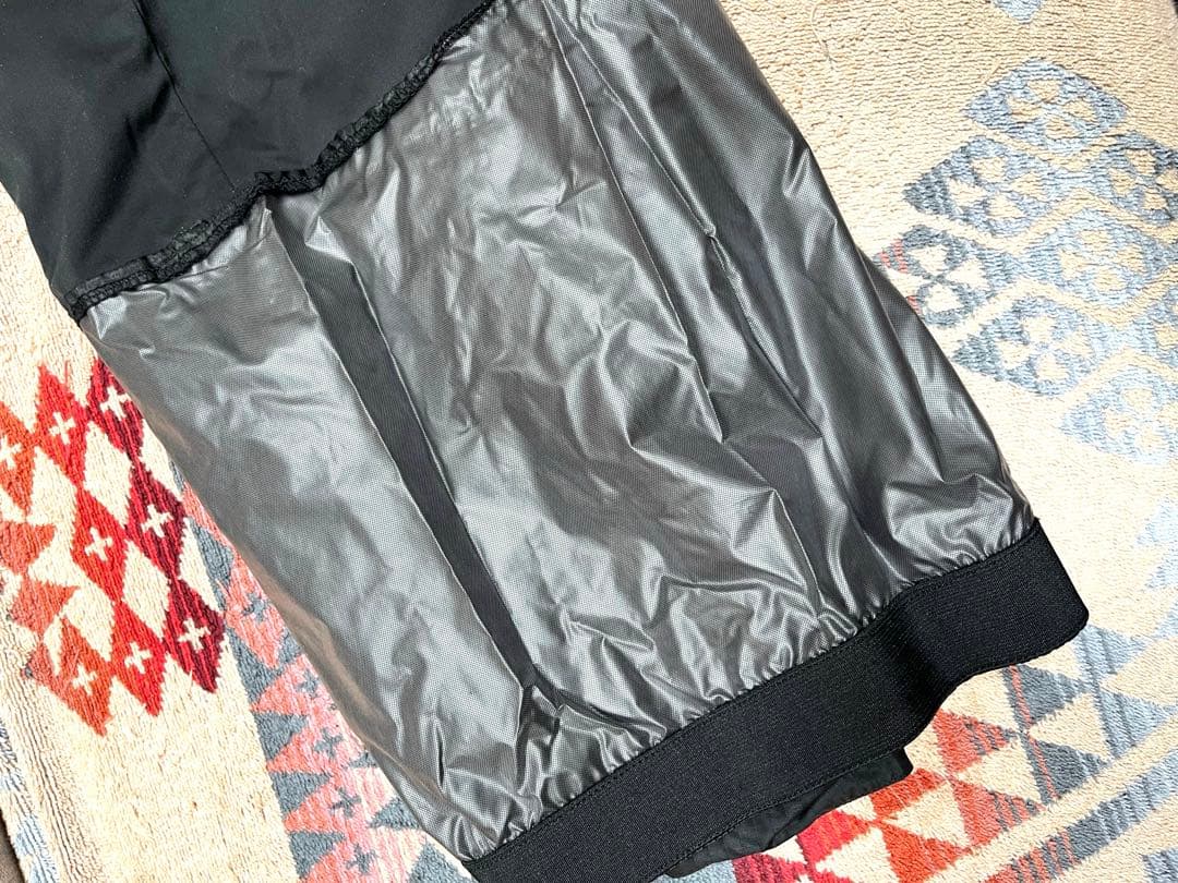 アークテリクス スノーパンツ レディース