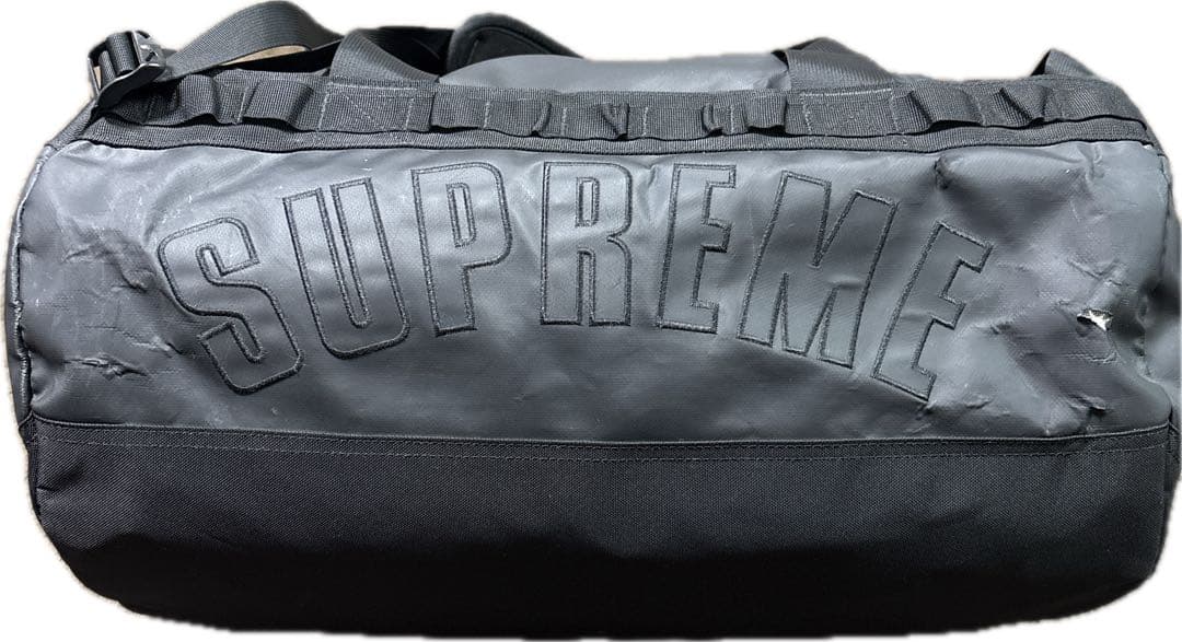 バッグ Supreme Arc Logo Base Camp Duffle Bag
