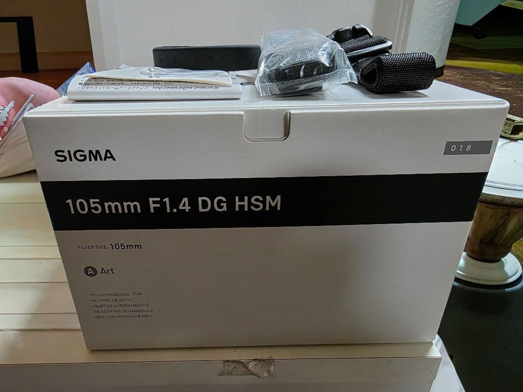 本日のみ限定価格 SIGMA 105mm F1.4 DG HSM Art レンズ