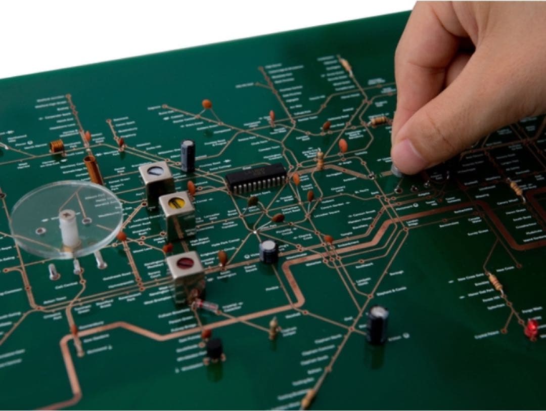 ロンドン地下鉄 Tube Map Radio 電子回路