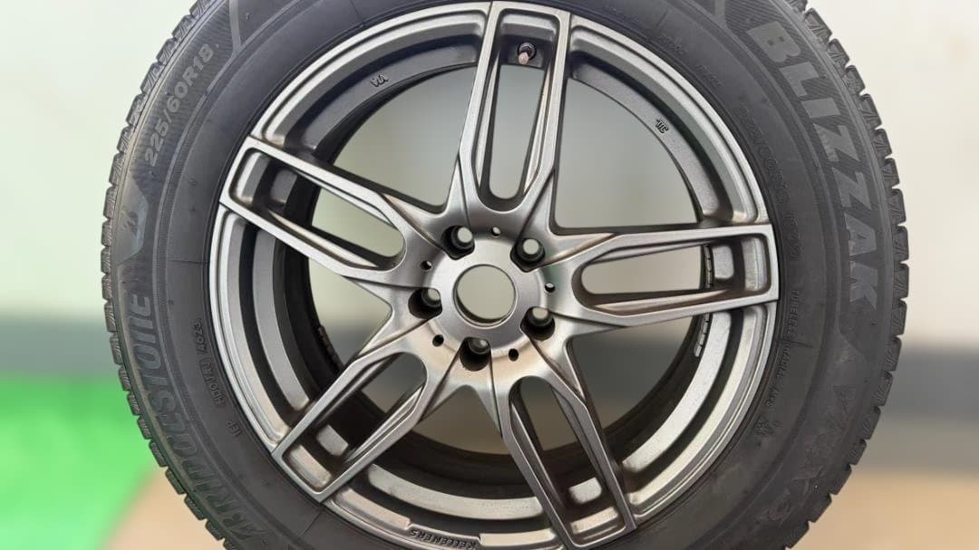 ブリヂストンVRX3  X3(G01)用 18インチスタッドレス