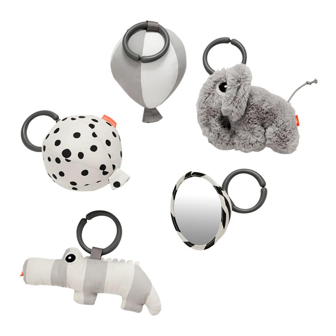 新品 ダンバイディア アクティビティプレイマット ベビージム プレイジム 北欧