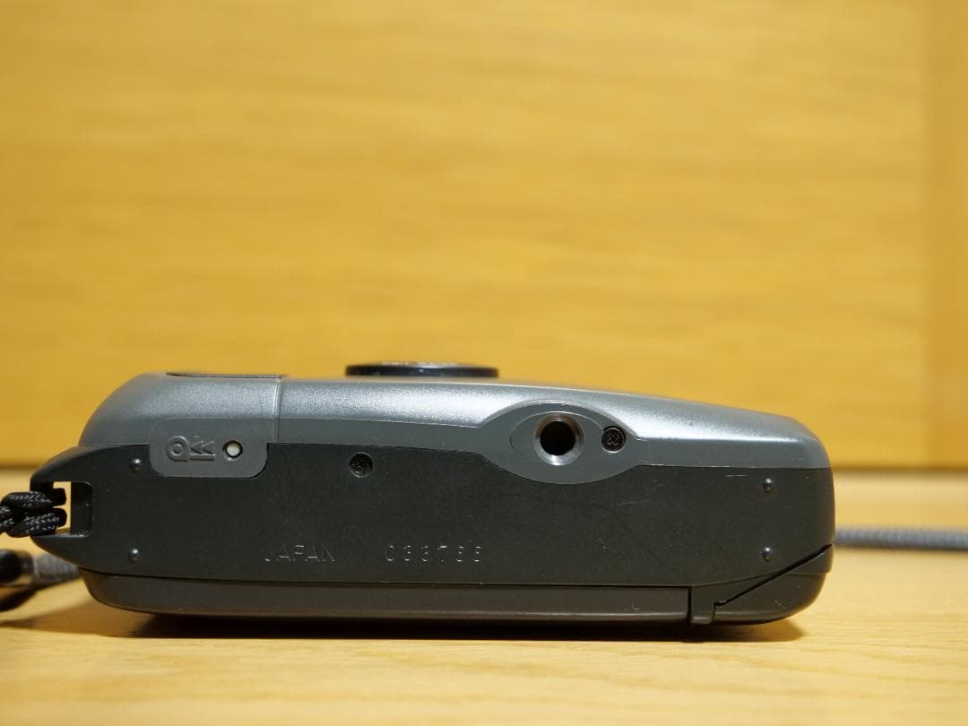 KYOCERA Slim-T フイルムカメラ オリーブ色