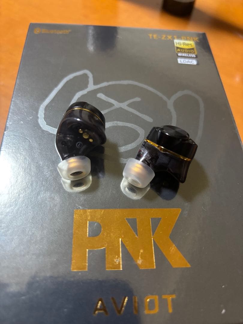 AVIOT TE-ZX1-PNK 完全ピエール中野コラボモデル