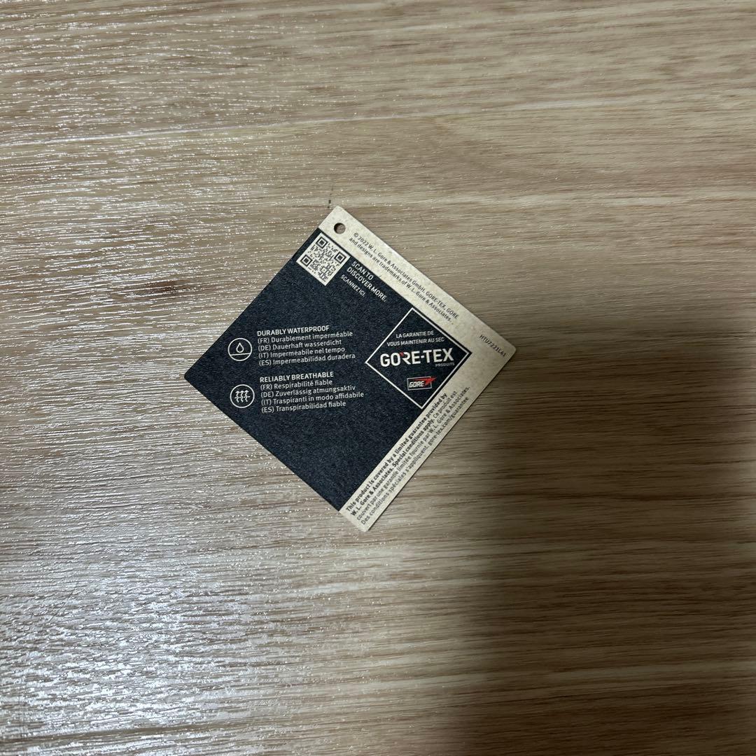 クラークスワラビーゴアテックス 色：メープルスウェード