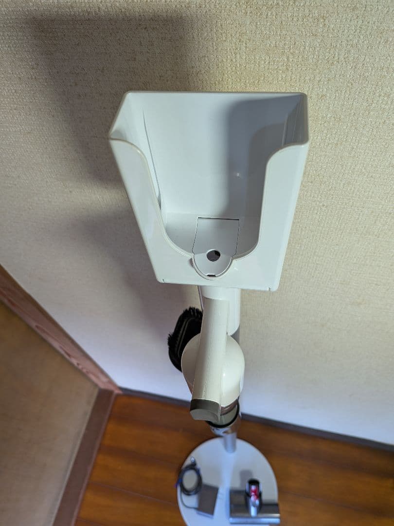 37分　ダイソン　掃除機　SV18　稼働品　清掃済　純正スタンドセット　動作保証