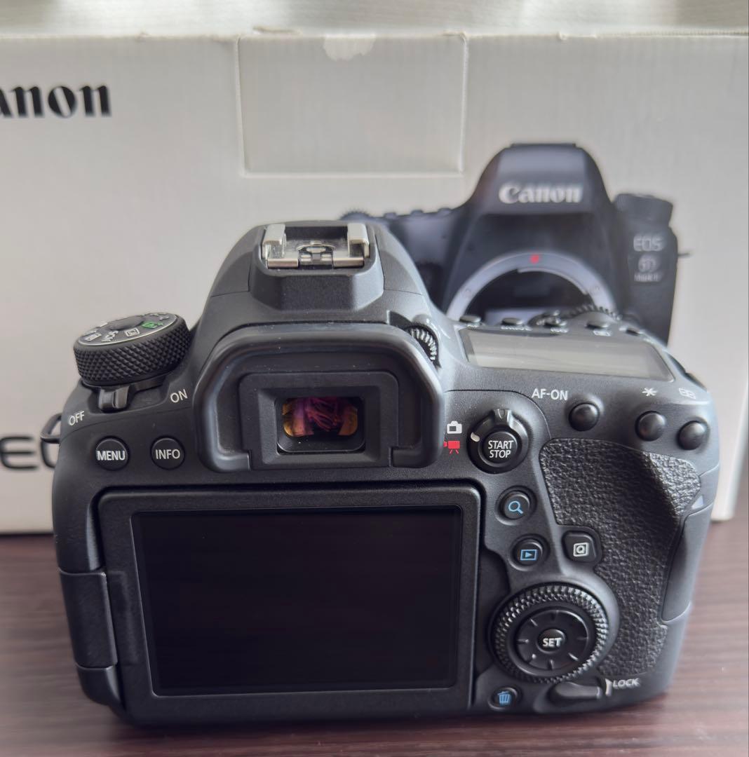 【美品】Canon EOS 6D Mark II ボディ本体