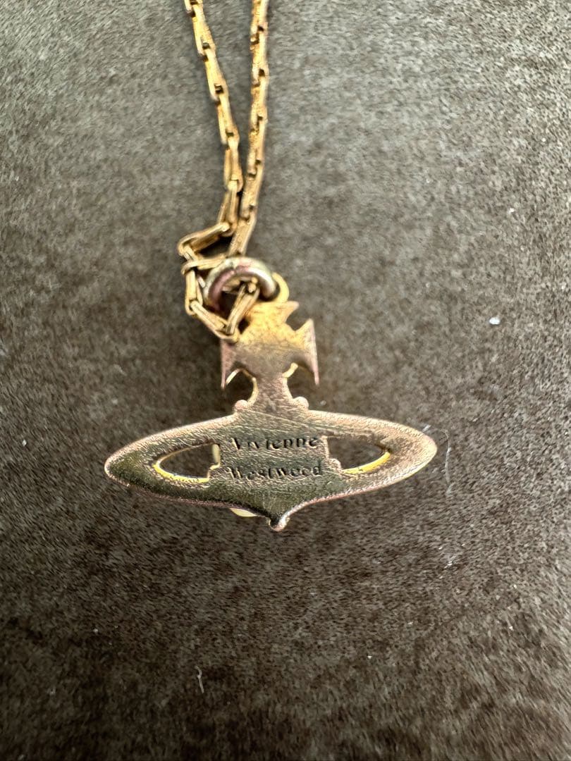 【中古美品】ヴィヴィアン・ウエストウッド オーブモチーフネックレス