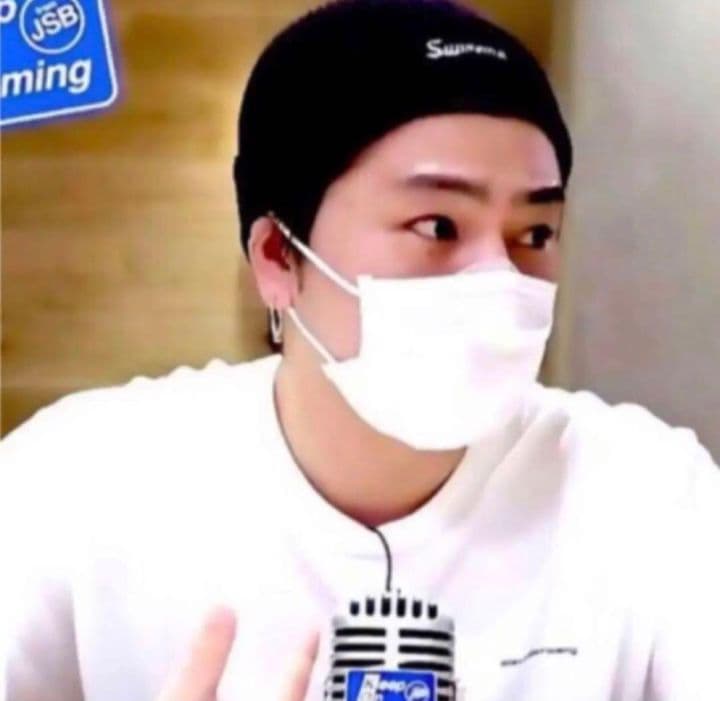 Supreme / LOOSE GAUGE BEANIE (黒)