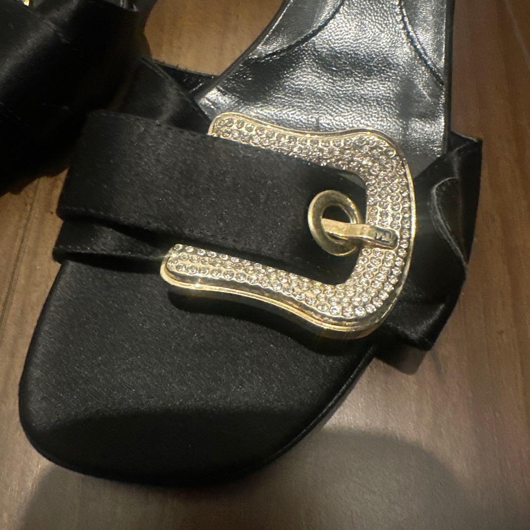 FENDI ブラックサテン ミュール