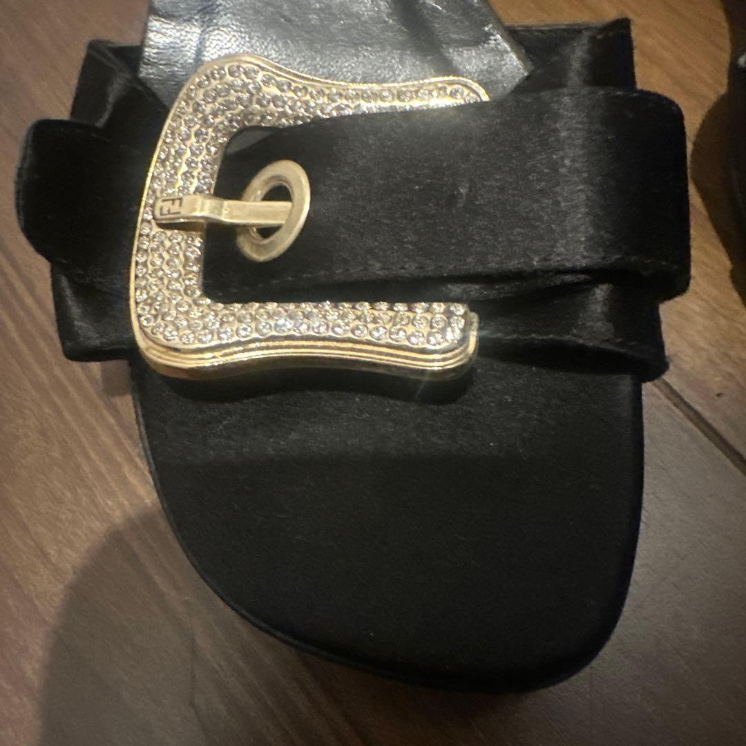 FENDI ブラックサテン ミュール