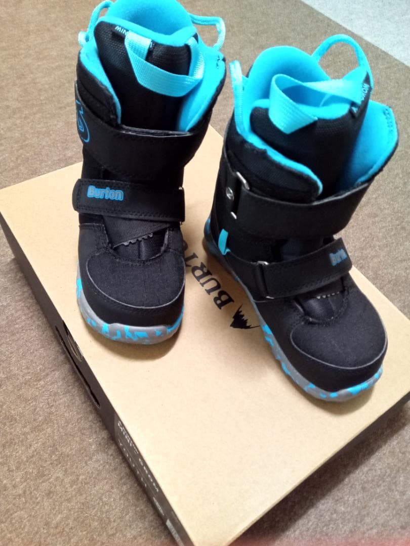 新品未使用　バートン　minigrom　ユース　19.5cm