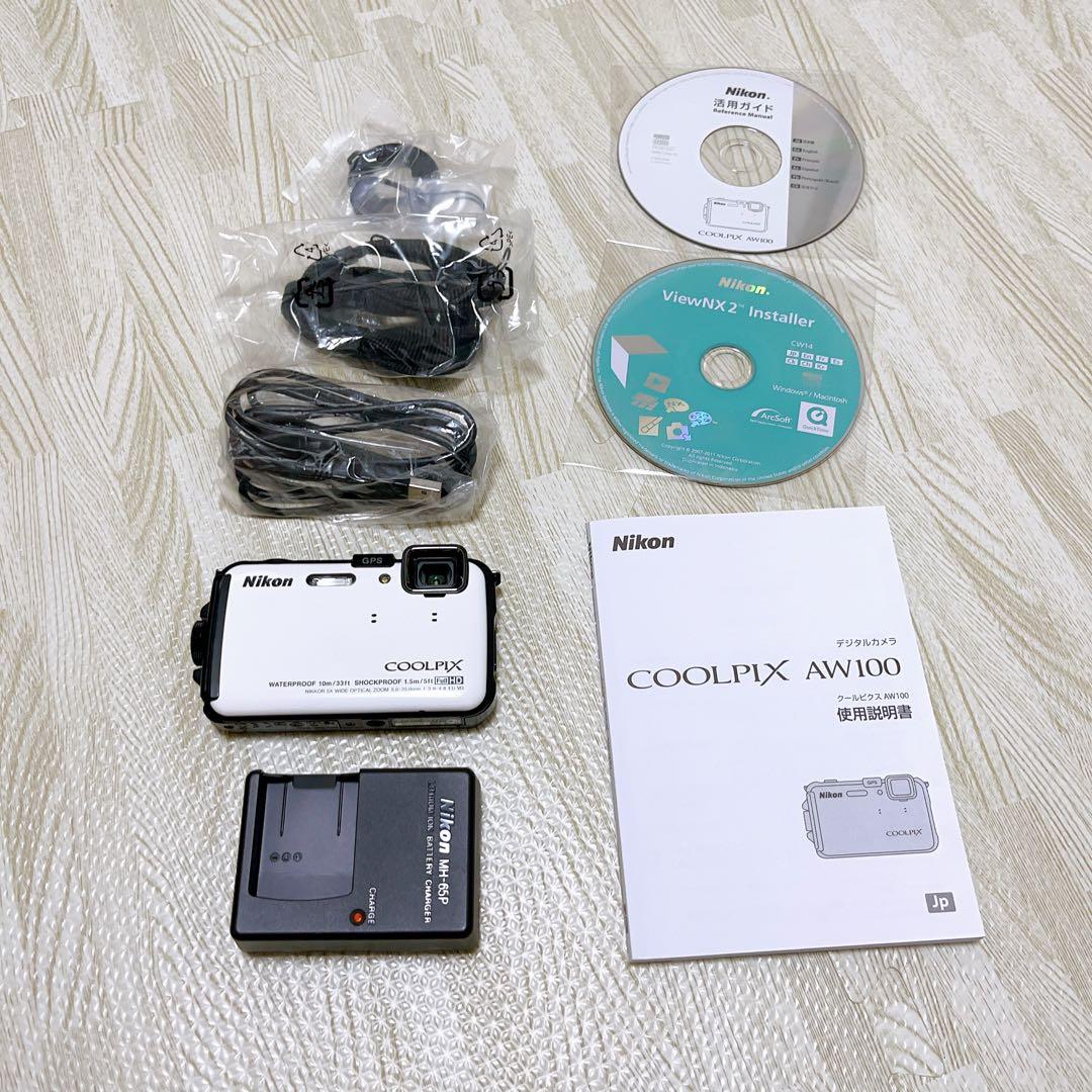 Nikon デジタルカメラ　クールピクス　水深10m ホワイト