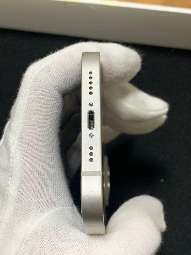 スマートフォン本体 Apple iPhone 13 256GB