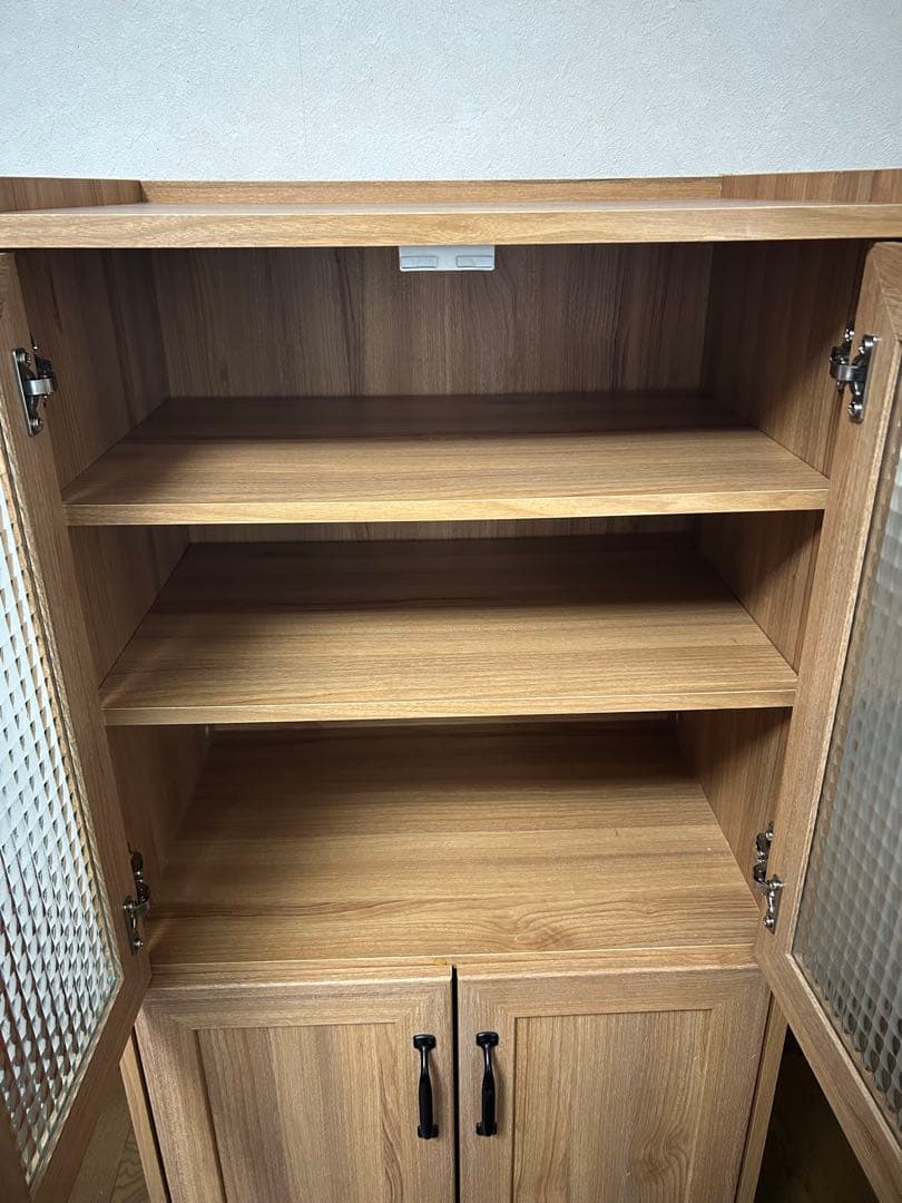 ニトリ ガラス扉 食器棚