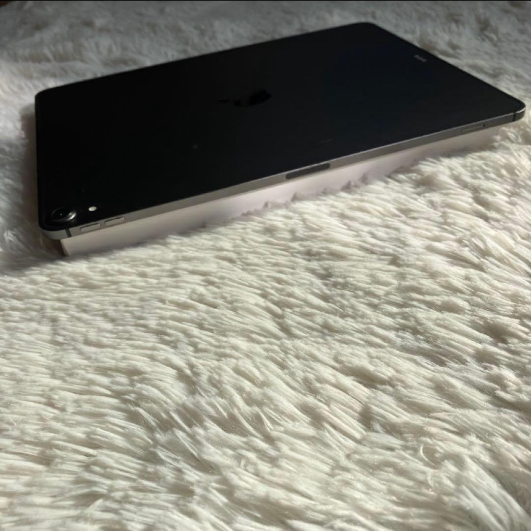 【完動品】iPad Pro 12.9 256GB SIMフリー 【すぐ発送】