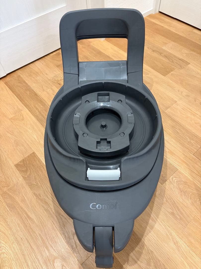 Combi コンビ　のせかえベース