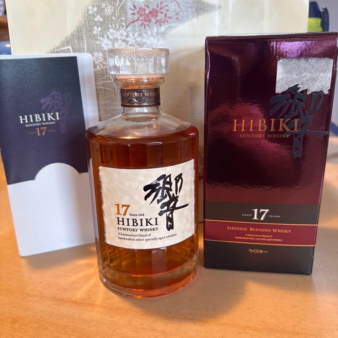 響17年　ウイスキー　700ml