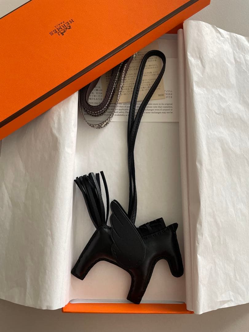 HERMES エルメス ロデオペガサスチャーム PM ソーブラック　ノワール