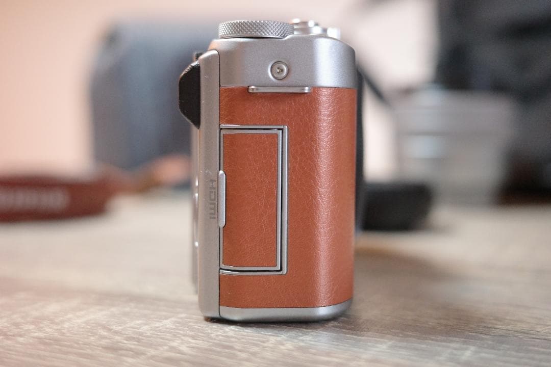 【美品】FUJIFILM X-A5【付属品あり】