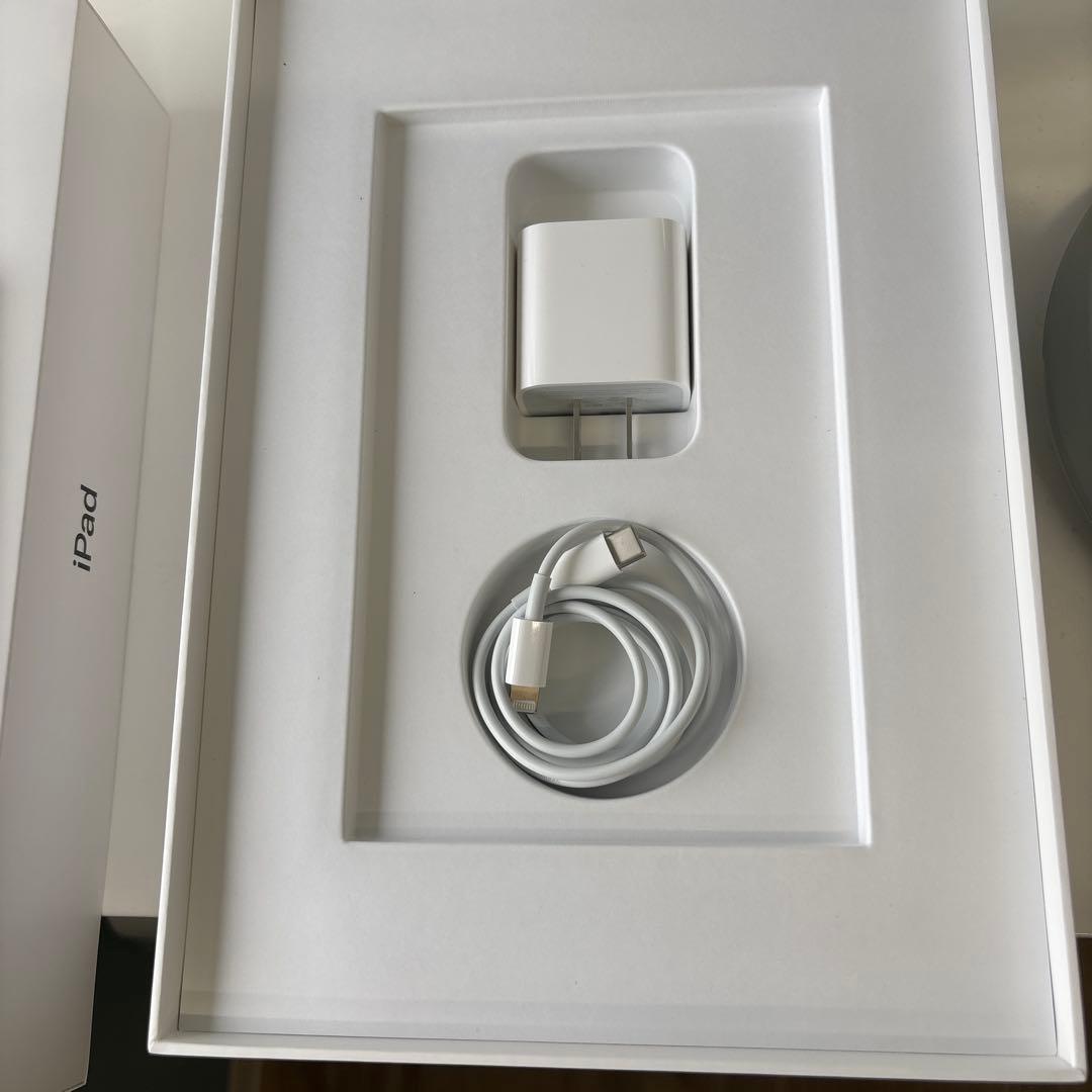 【ほぼ新品】iPad9_18 WiFi+Cell 6 フィルム・ケース付！