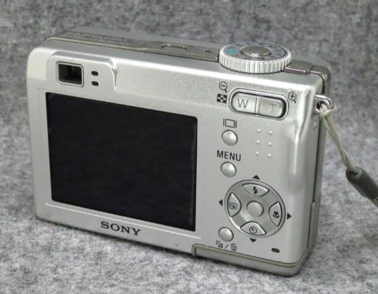 Sony サイバーショット　DSC-W7