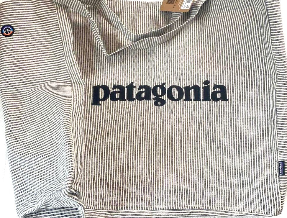 【新品未使用】patagonia リサイクルオーバーサイズトート 　エコバッグ