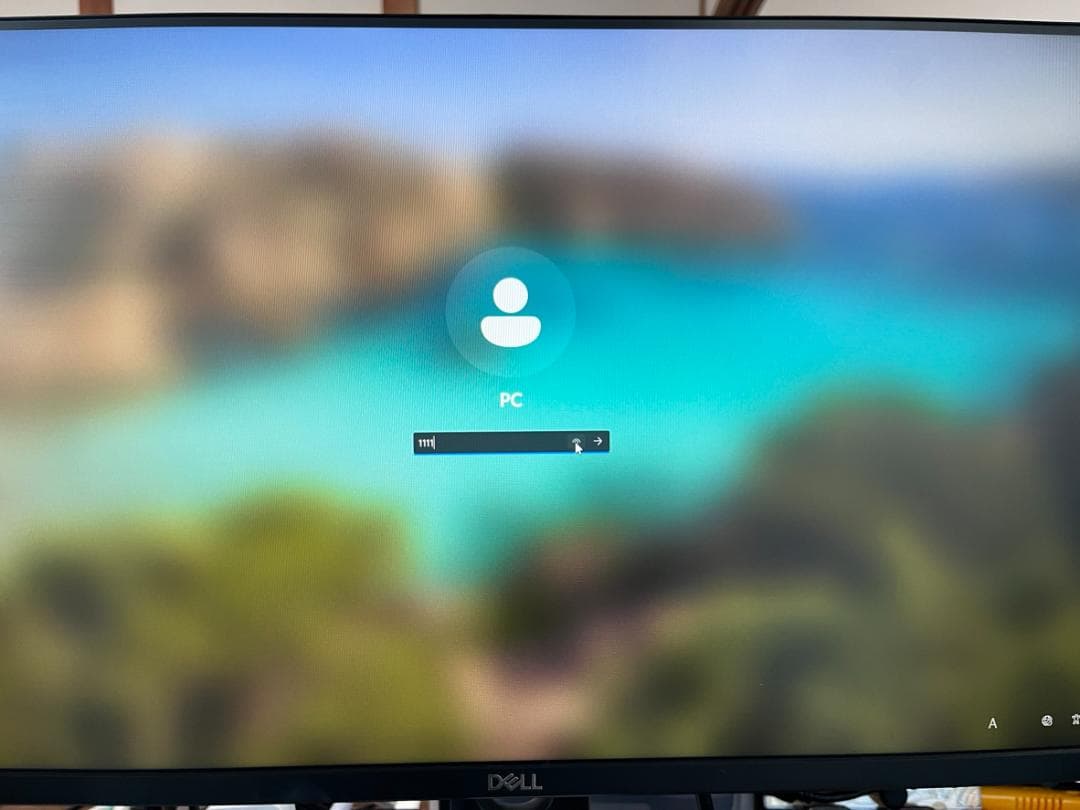 富士通ウルトラスモールPC ESPRIMO Q556/P 03