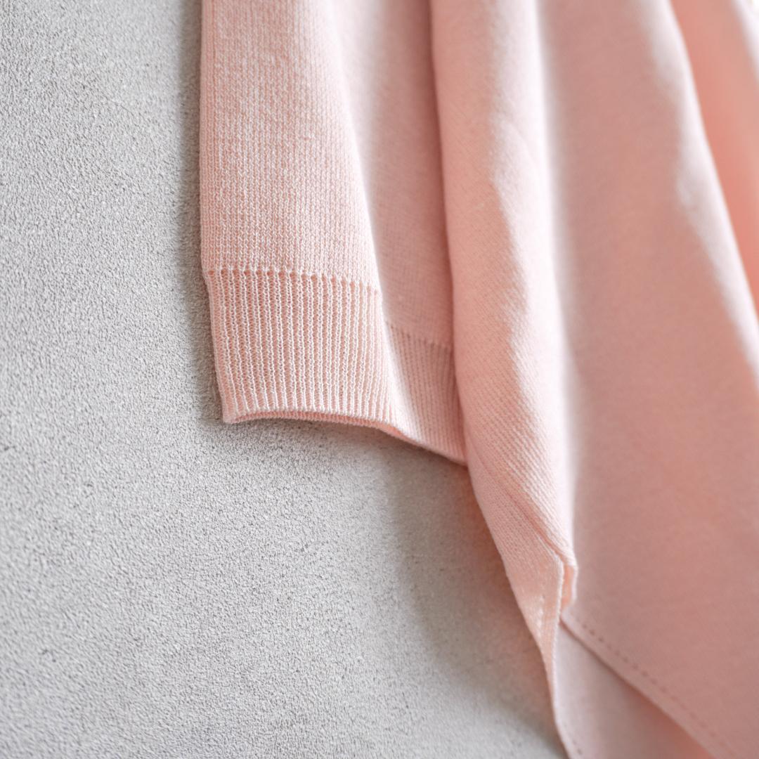 【未使用級✨️】ビアズリー さらっとカーディガン ピンク 人気商品 Vネック