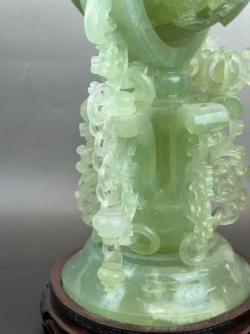 美品　翡翠地球儀　高さ39cm 重さ 5500g 置物　送料込み￼