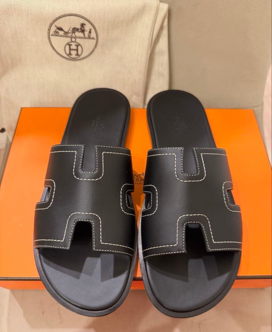 【ユリ】HERMES サンダル　イズミール　ステッチ　44 ノワール