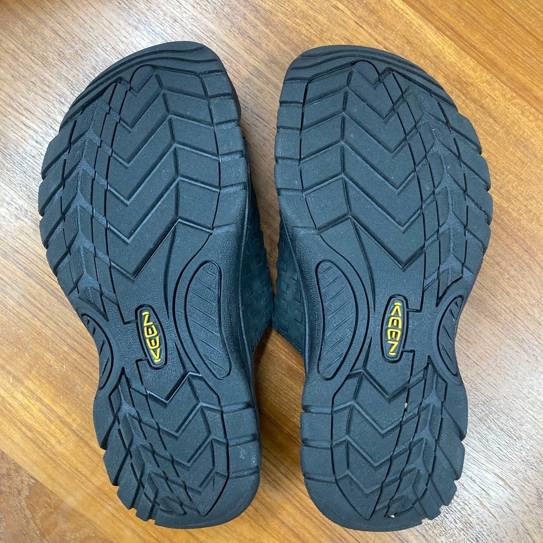 KEEN HYKE Wave コラボサンダル ブラック