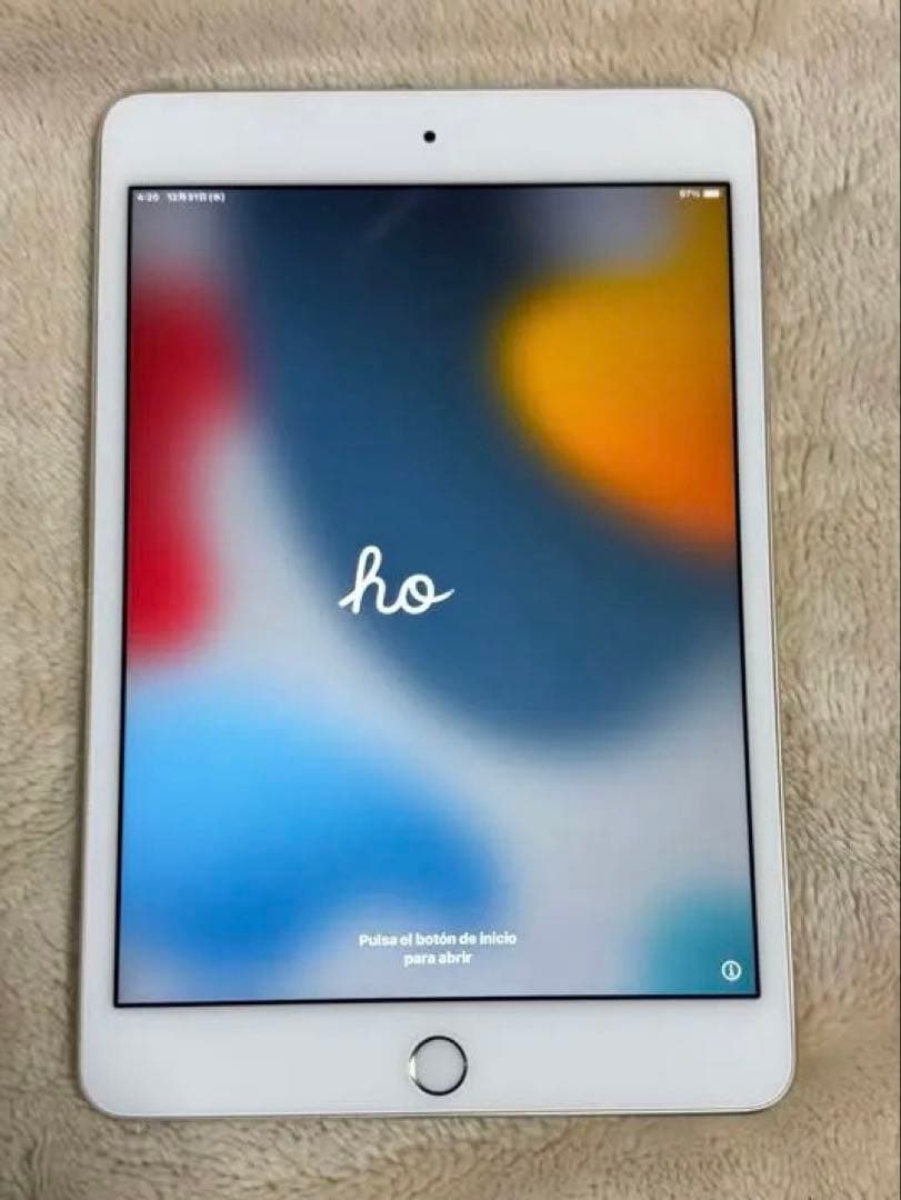 美品　iPad Mini 第４世代 64GB Wi-Fi A1538 ゴールド