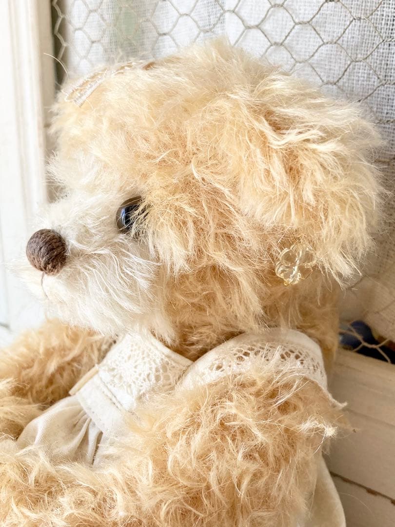 アーティストベア　テディベア　くま　ぬいぐるみ　作家　ハンドメイド