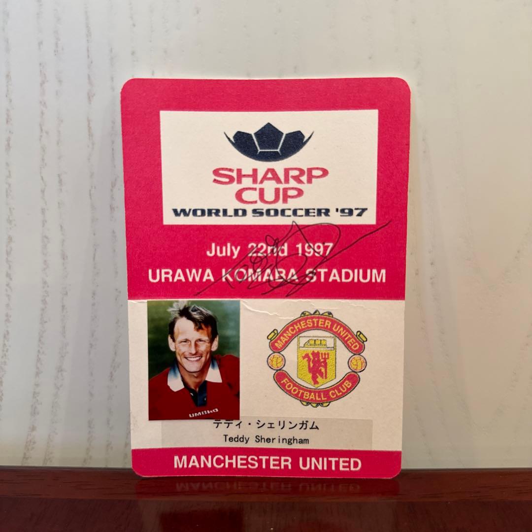 ヤ*マ様 マンチェスターユナイテッド　直筆サイン入りアクレディー　25名セット