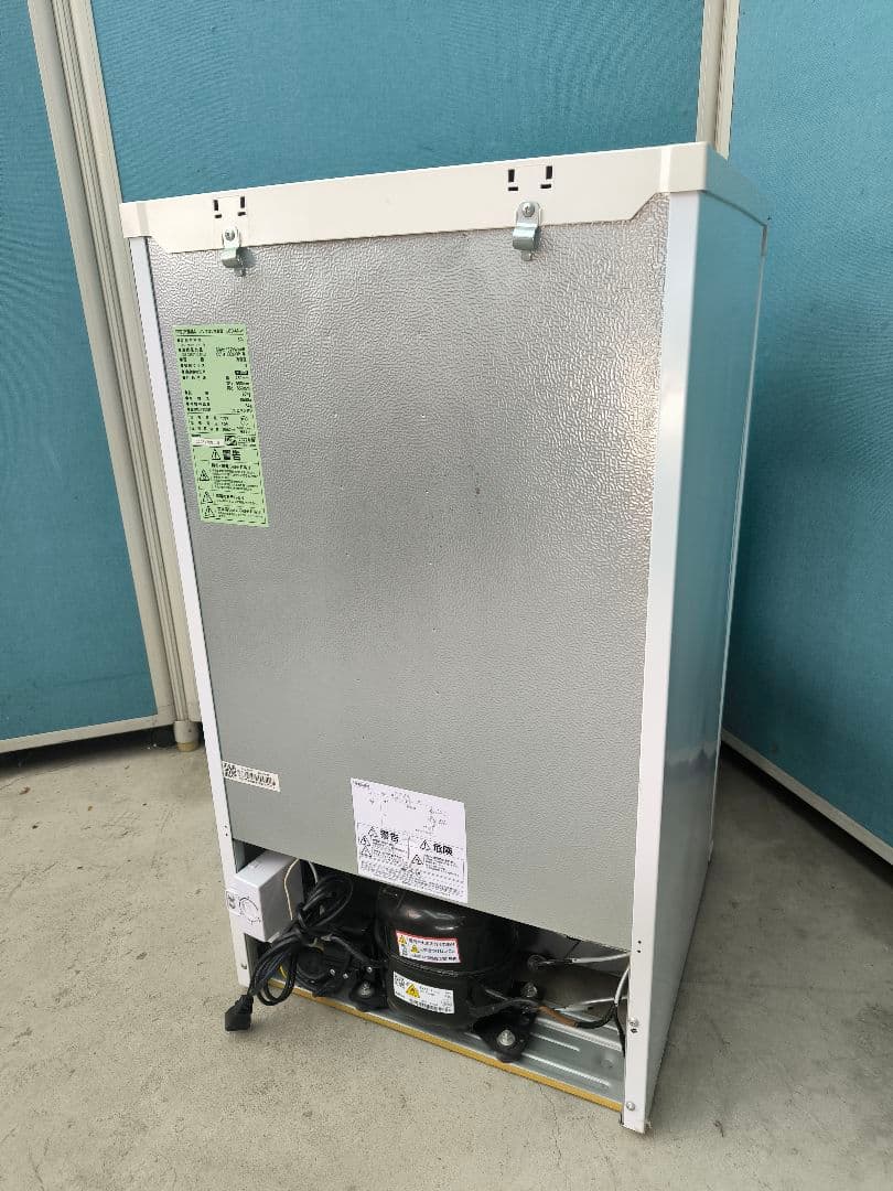 2022年製　アイリスオーヤマ 冷凍庫 60L ホワイト IUSD-6B-W