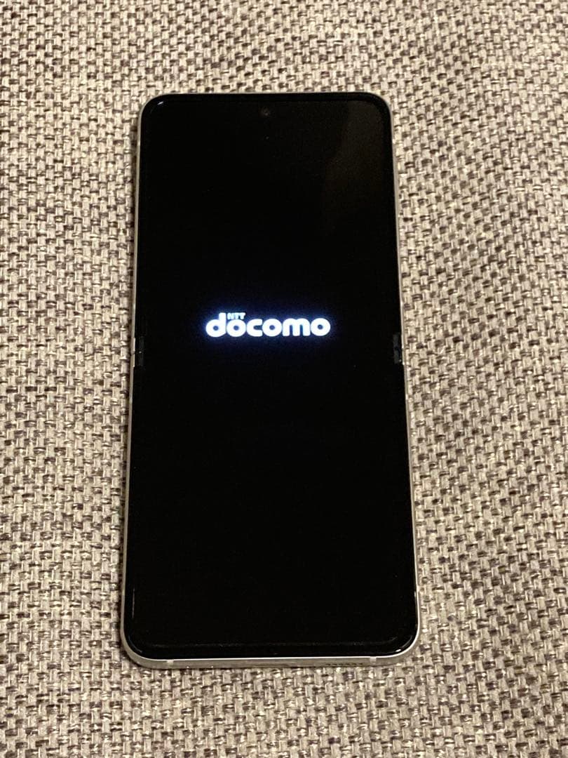 彩さん専用【未使用】Galaxy Z Flip3 5G ドコモ　リフレッシュ品