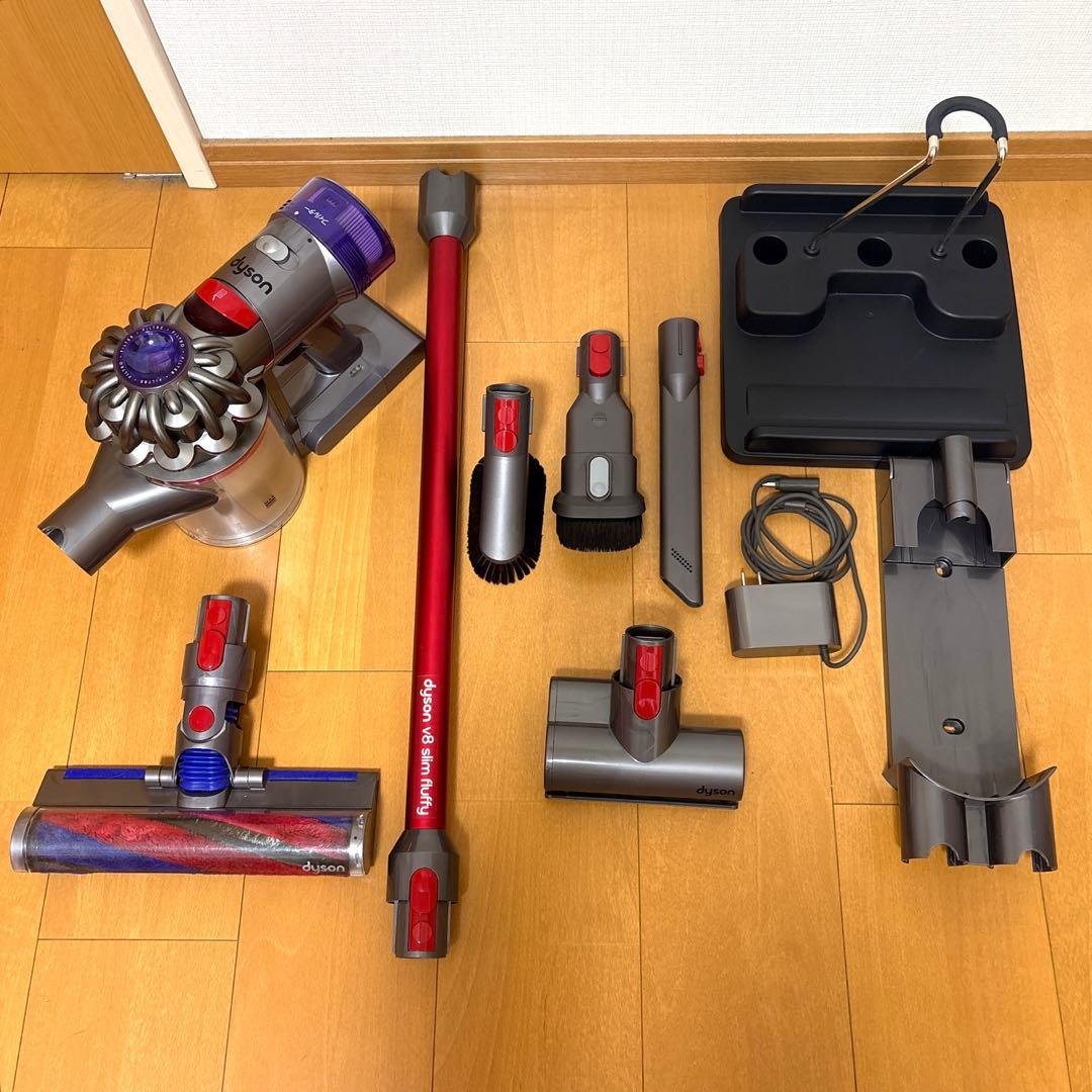ダイソン V8 slim fluffy コードレスクリーナー 掃除機