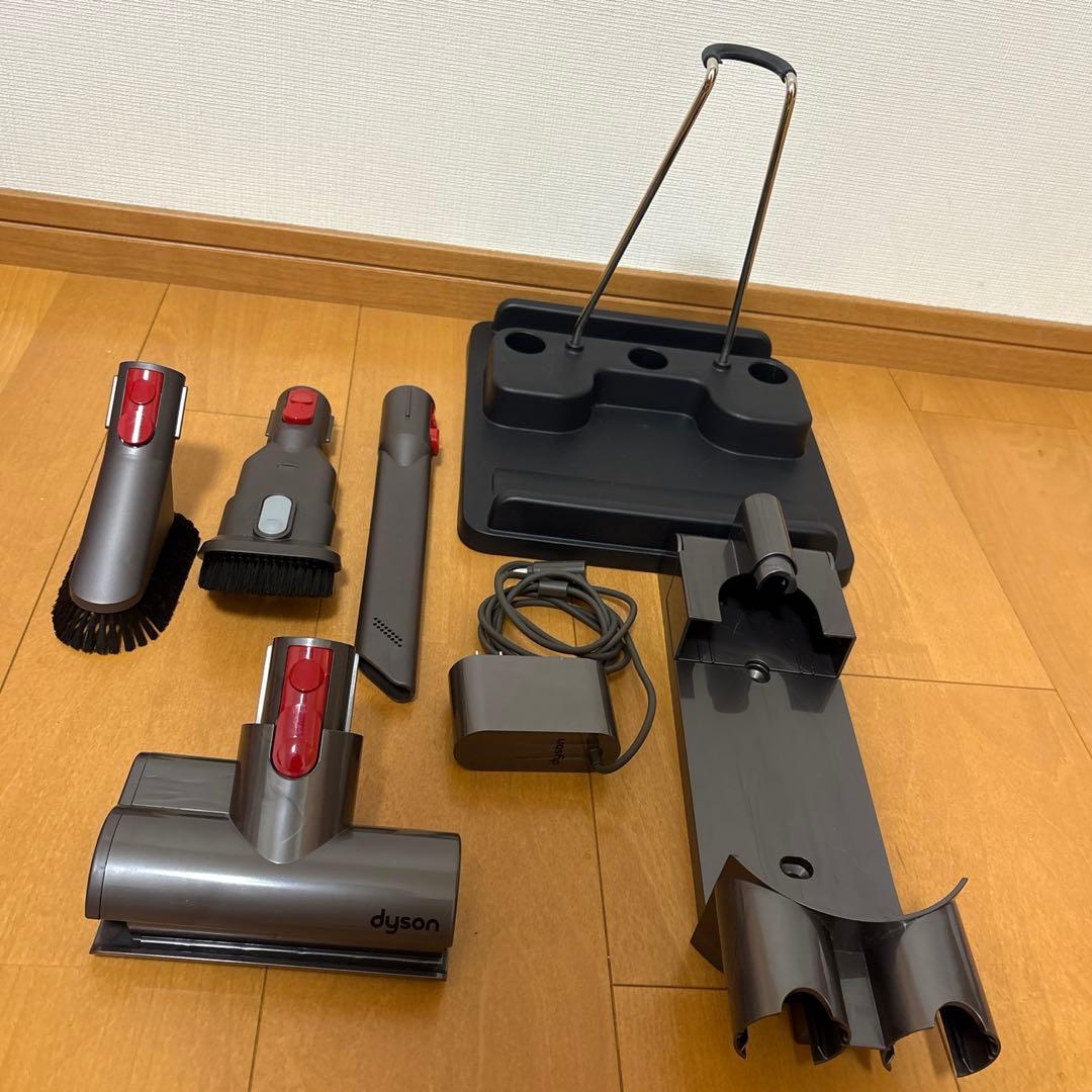 ダイソン V8 slim fluffy コードレスクリーナー 掃除機