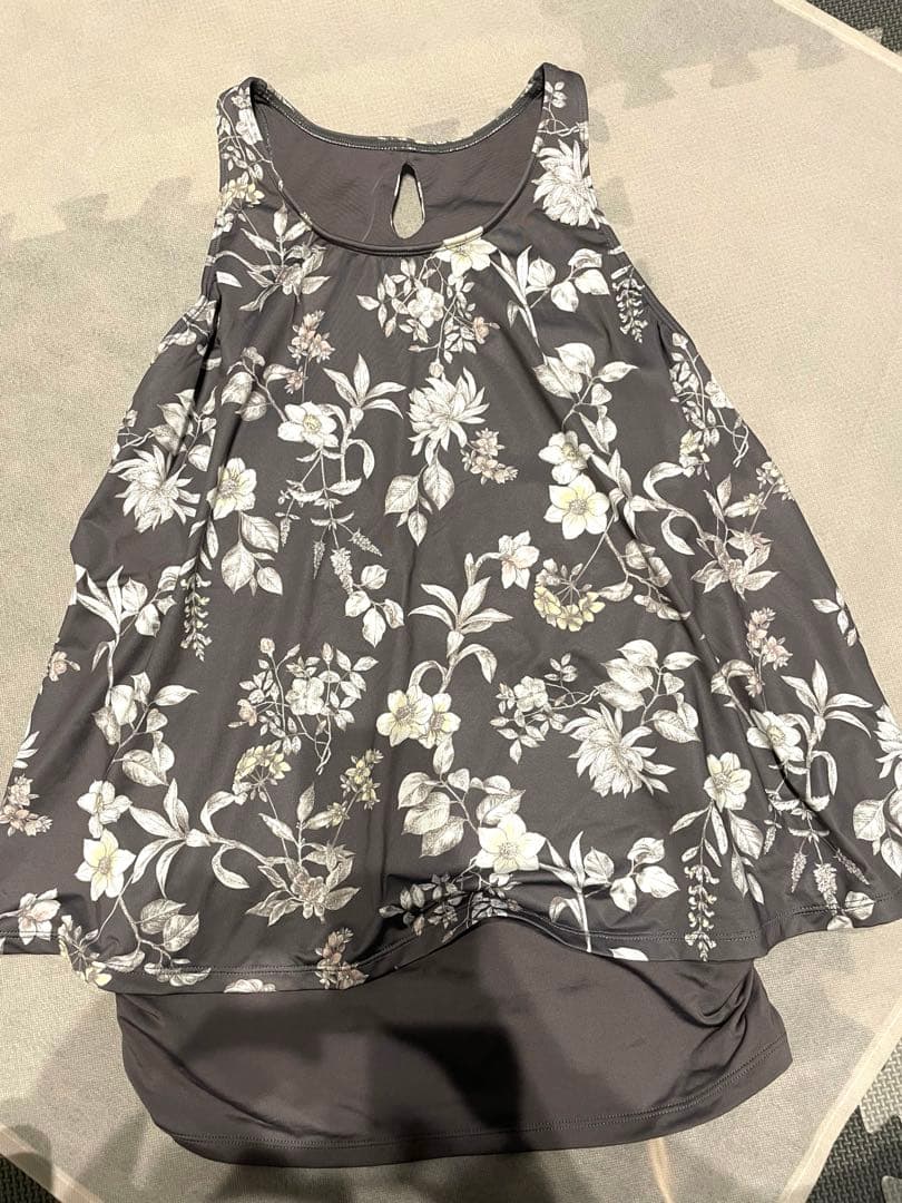 【交渉歓迎】SUKALAヨガウェア３点セット・水素水バッグ付