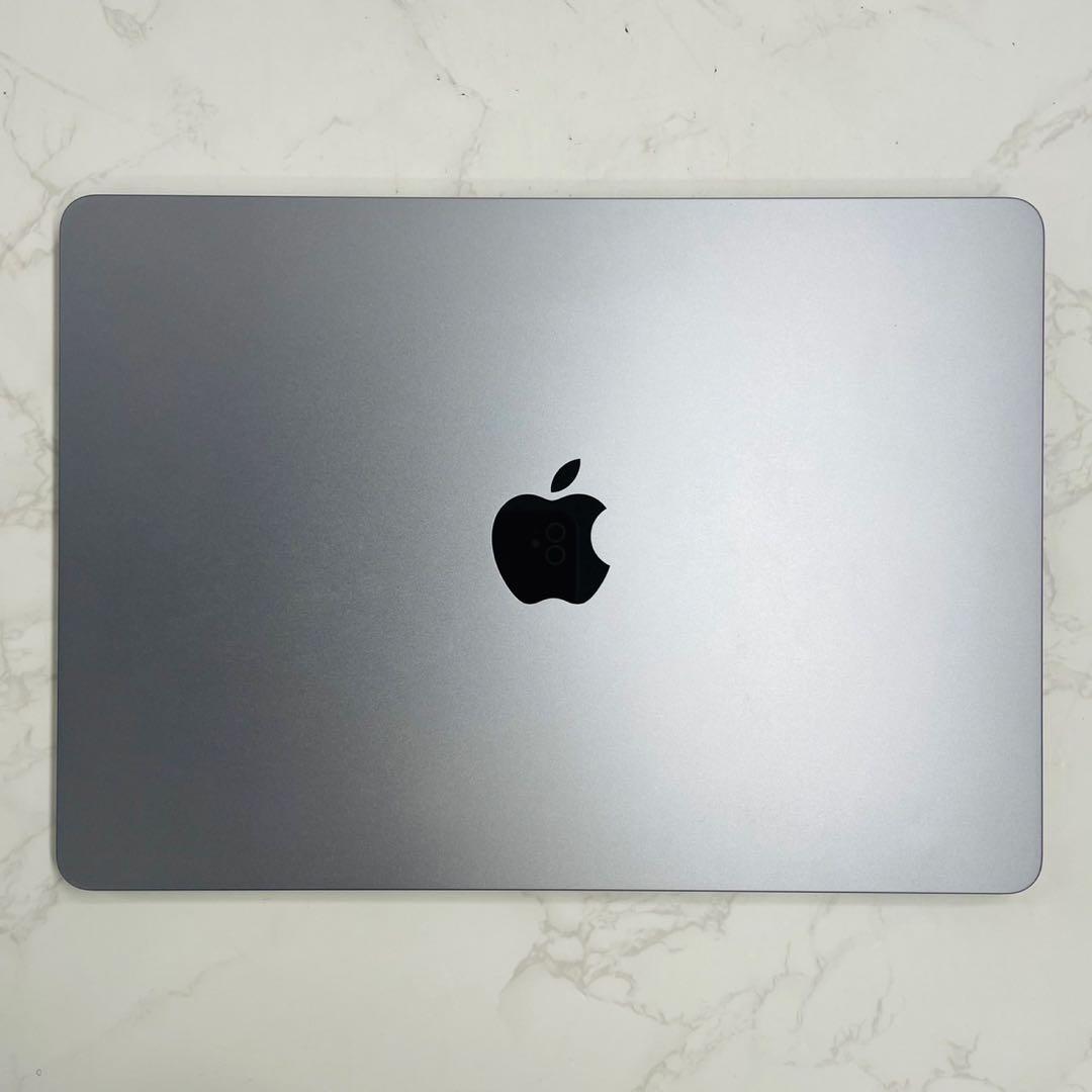 MacBook Air 2024 13 M3 8GB 256GB 100％