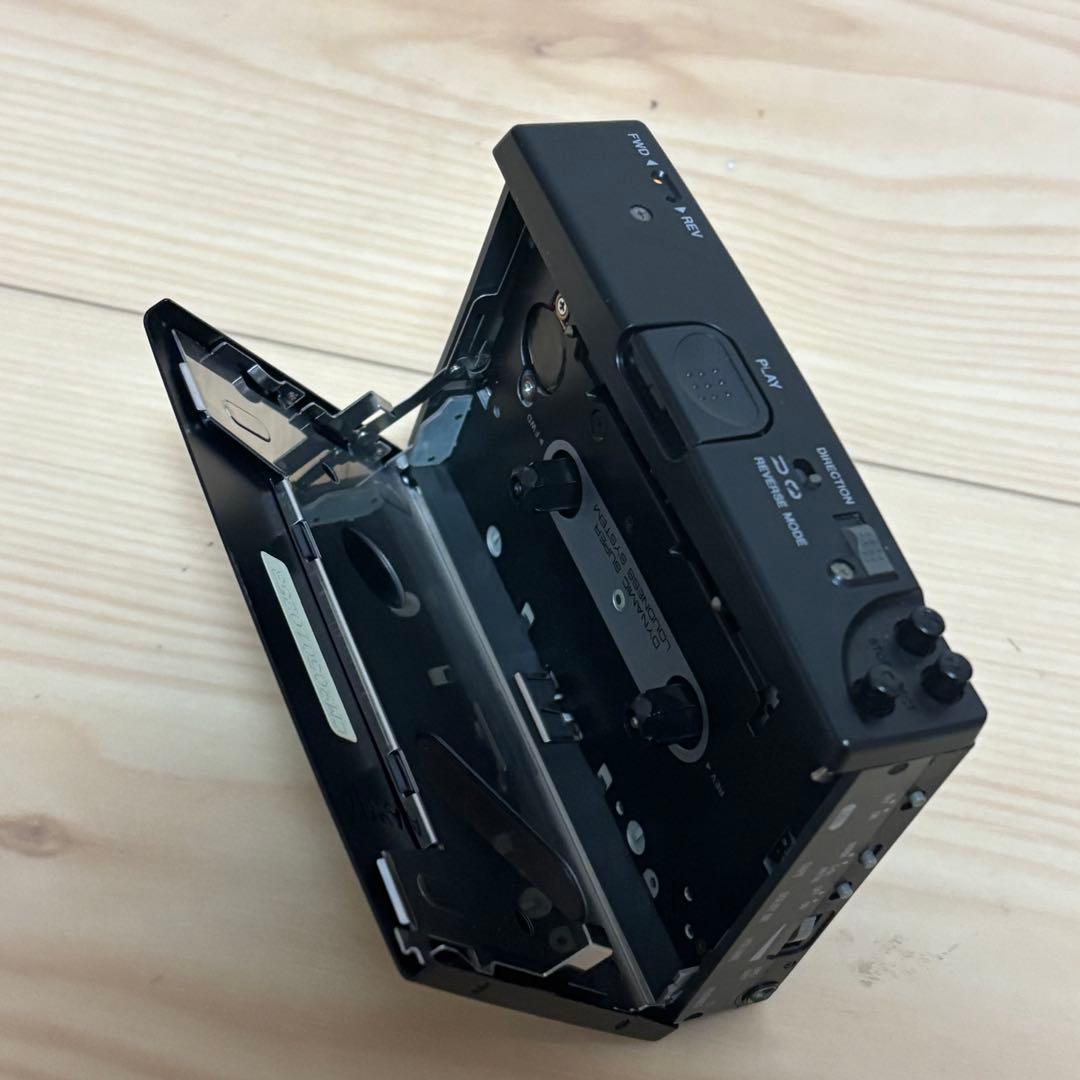 AIWA HS-P30 ポータブルカセットプレーヤー ジャンク