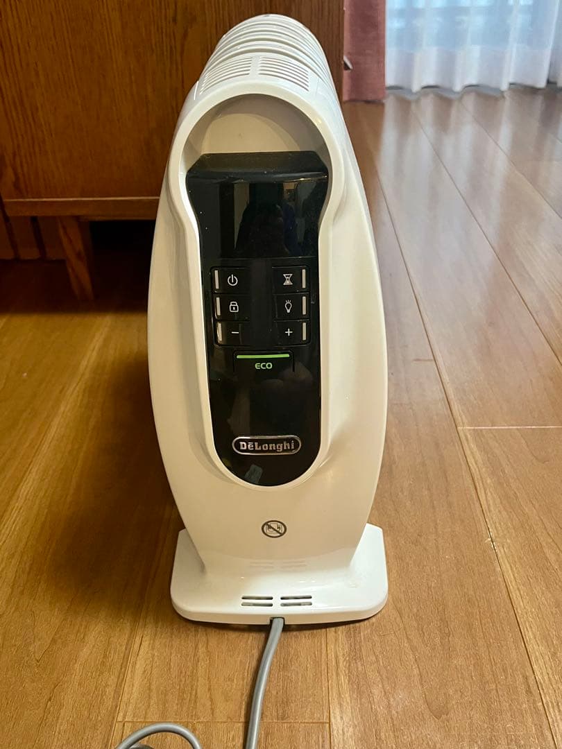 DeLonghi オイルヒーター ECOモード 型番=NJ0505E