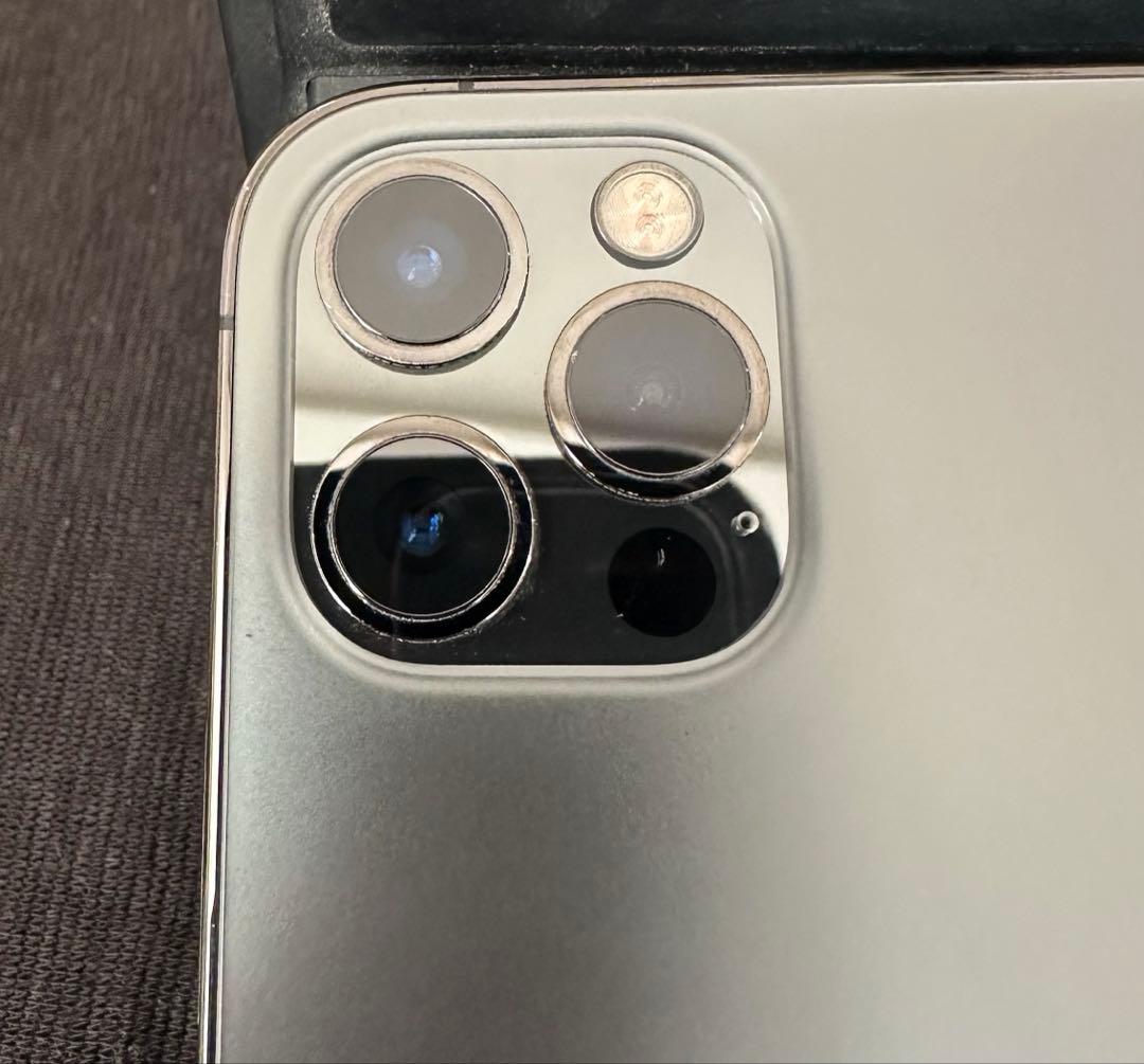 スマートフォン本体 iPhone12 pro 256GB