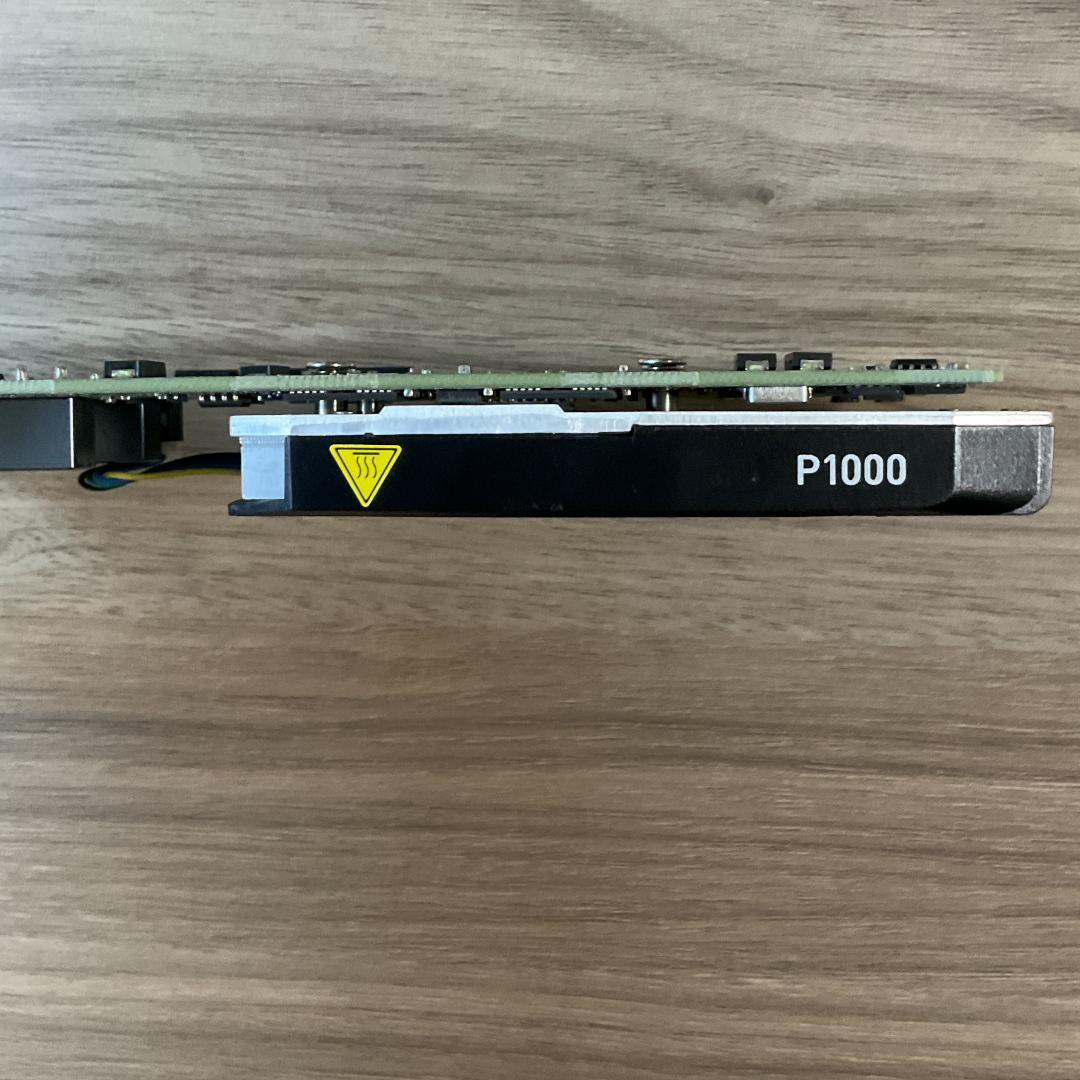 Quadro P1000 4GB 中古美品
